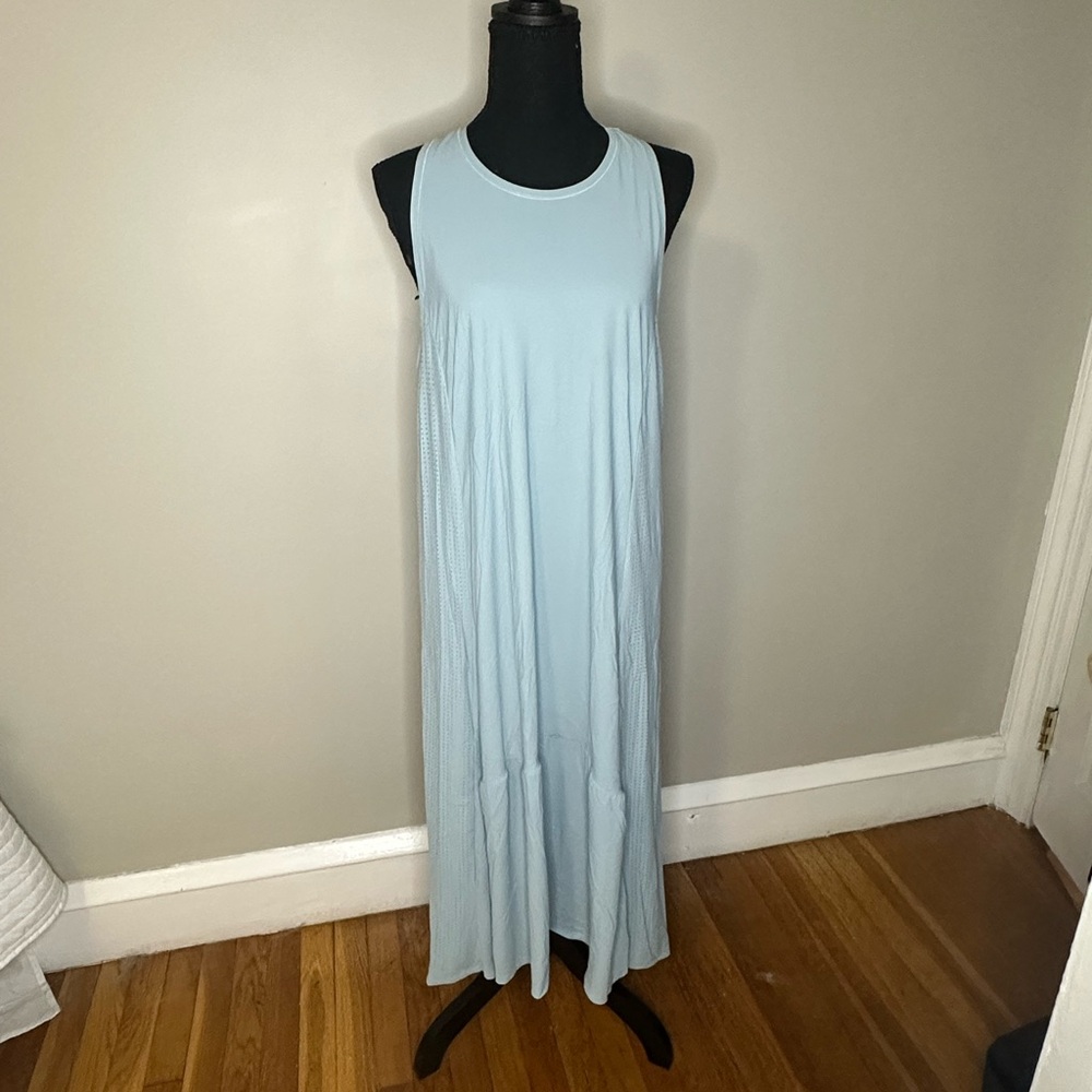 Sweaty Betty | ace racerback unlined midi dress size large smoke blue
